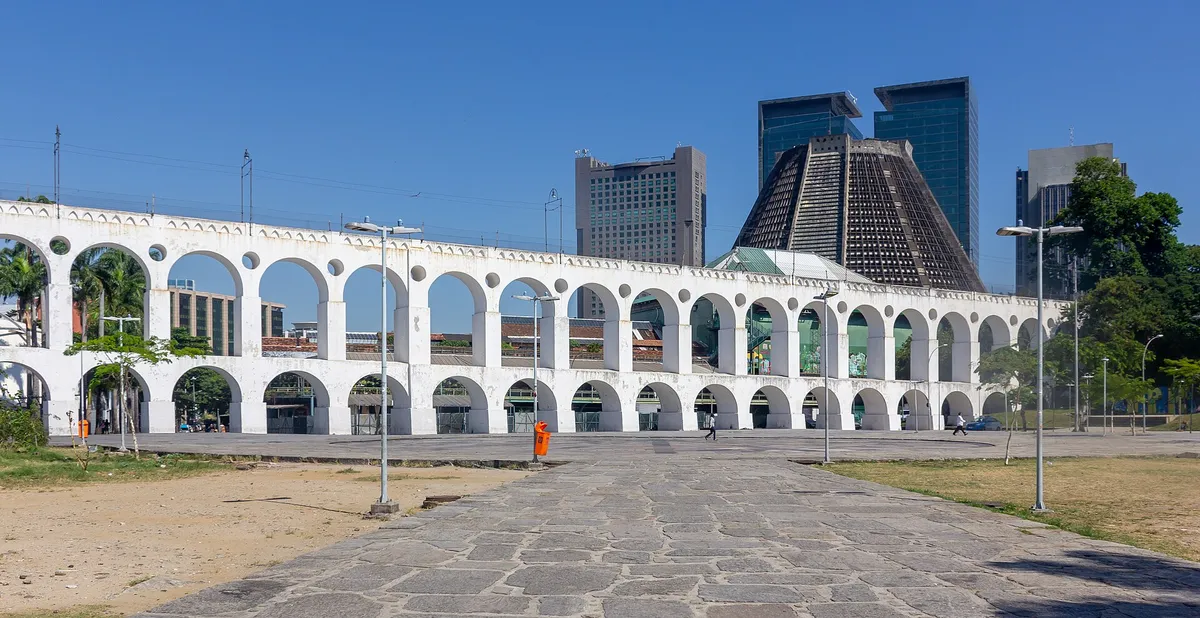 The white Arcos da Lapa aqueduct